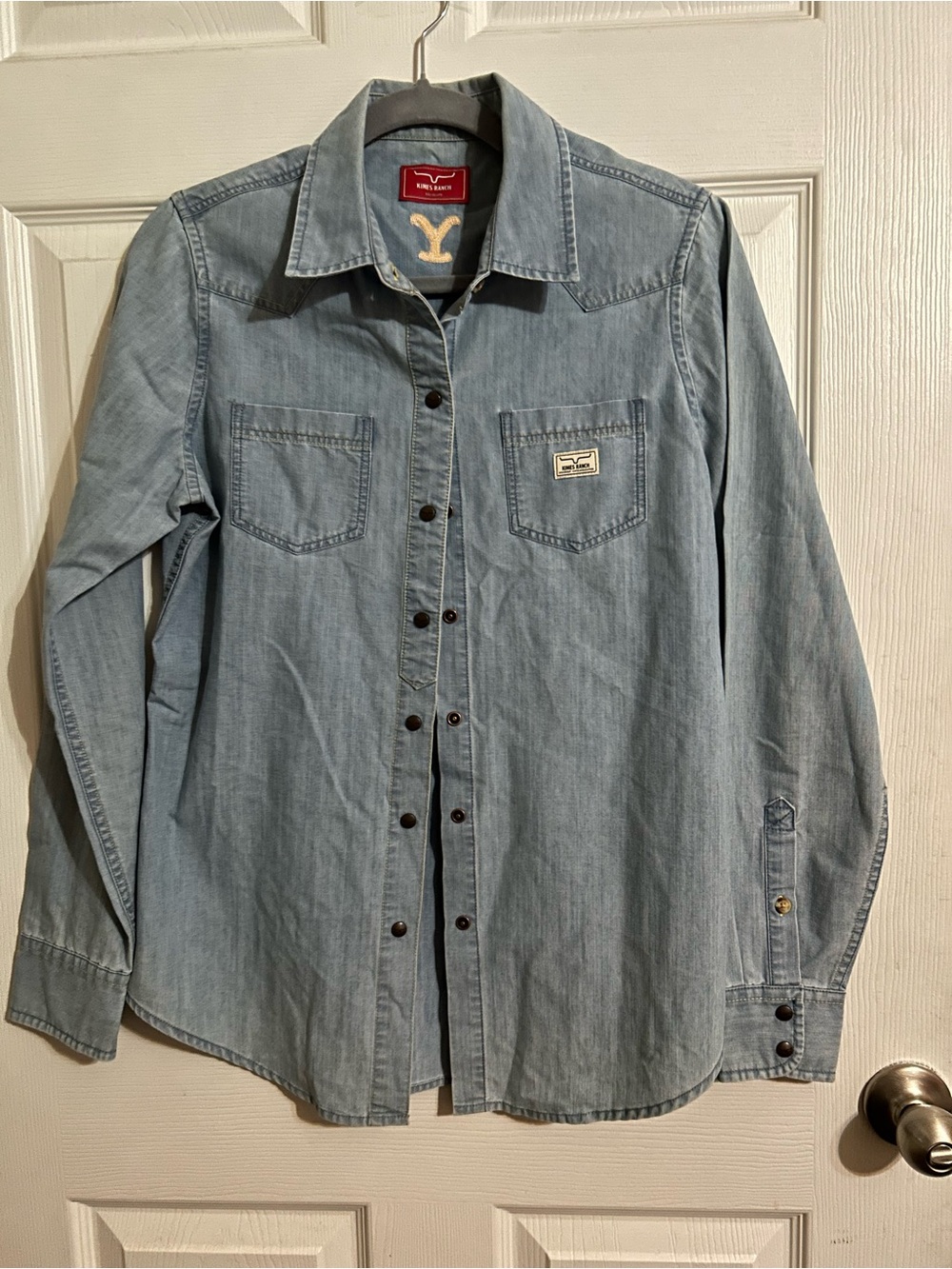 Kimes Ranch Light Blue Denim Button-Down Shirt Size Medium